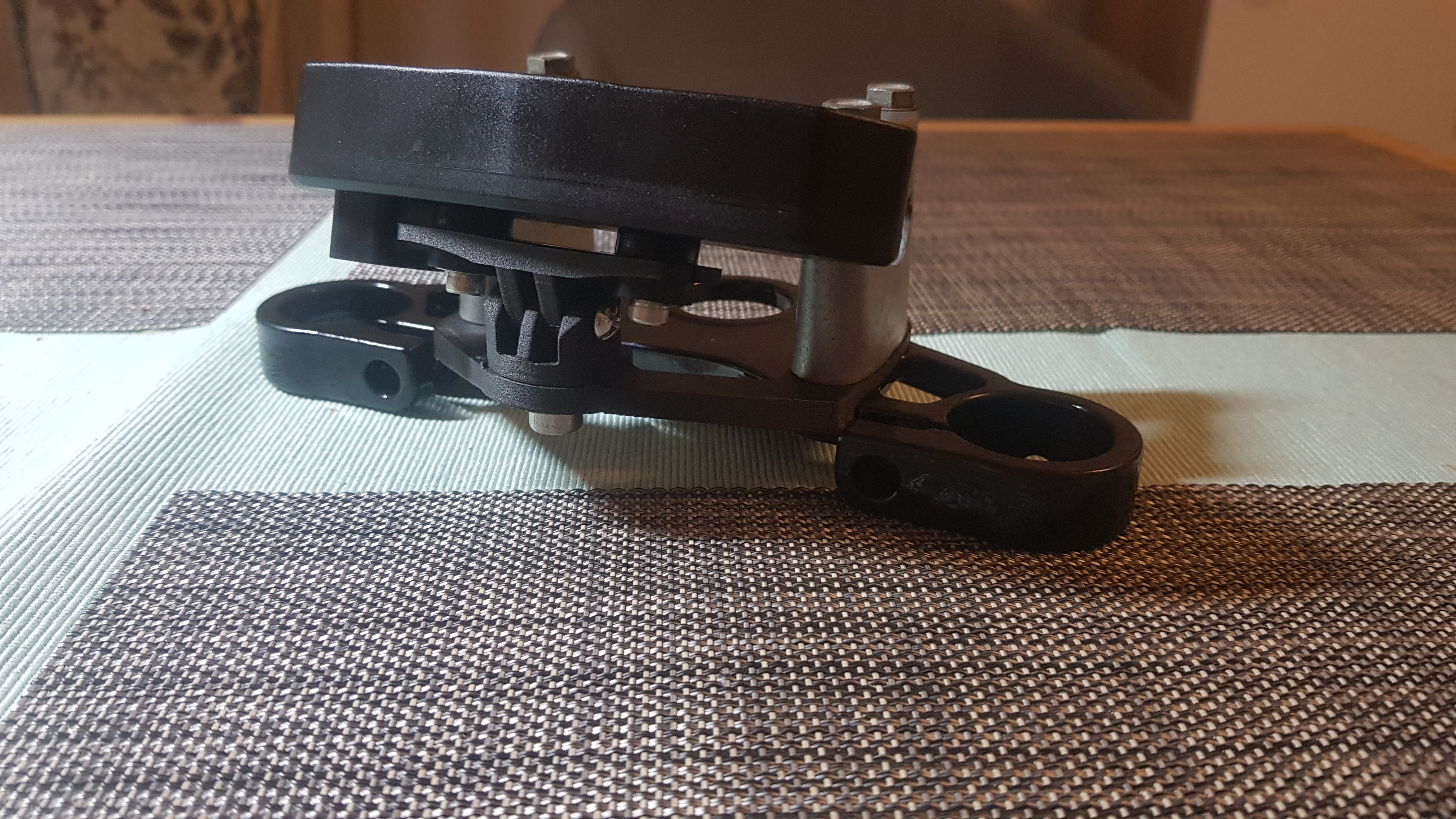 Kosotacho-Halterung – Bild 4