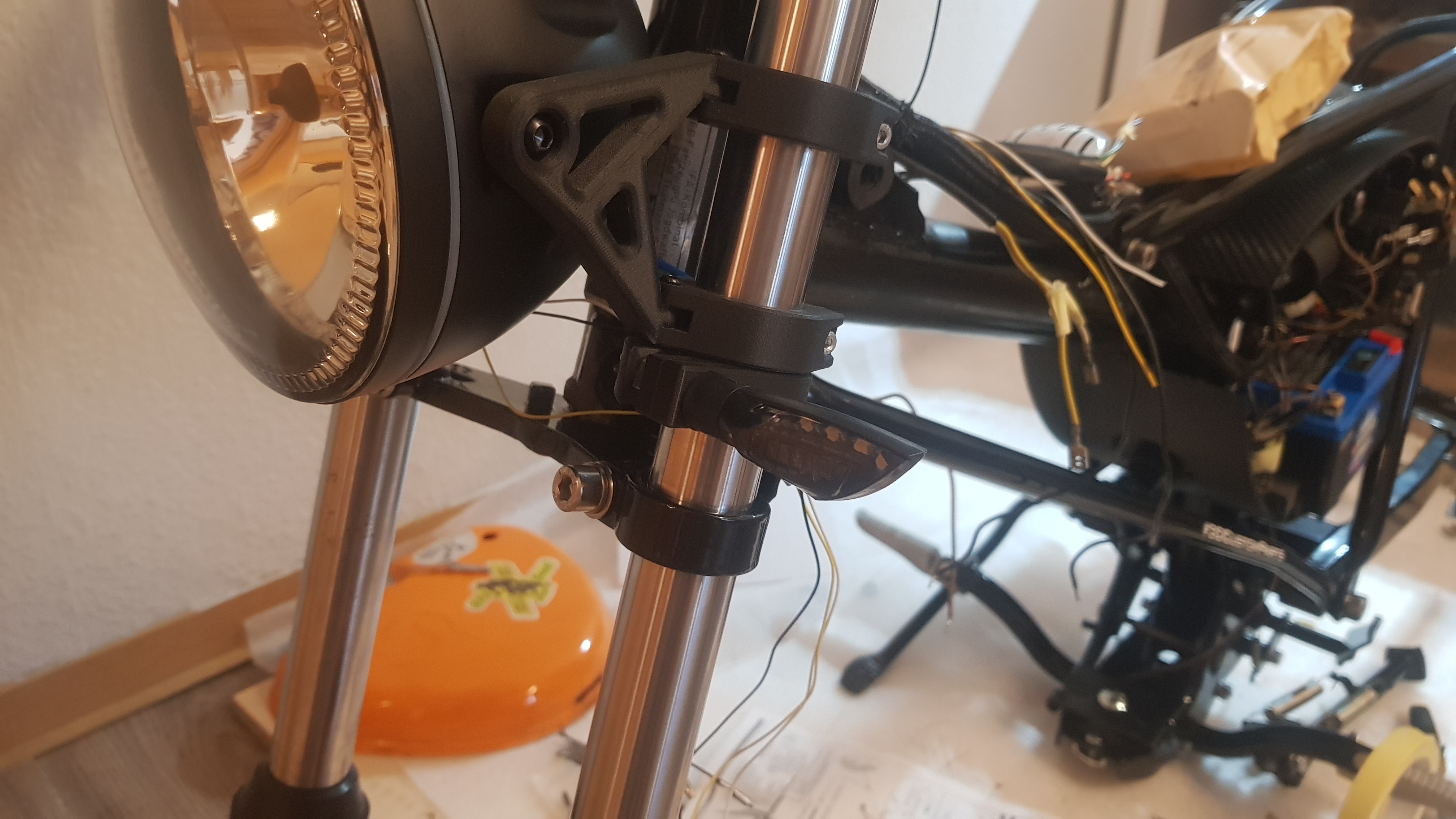 Blinkerhalterung für Telegabel – Bild 6